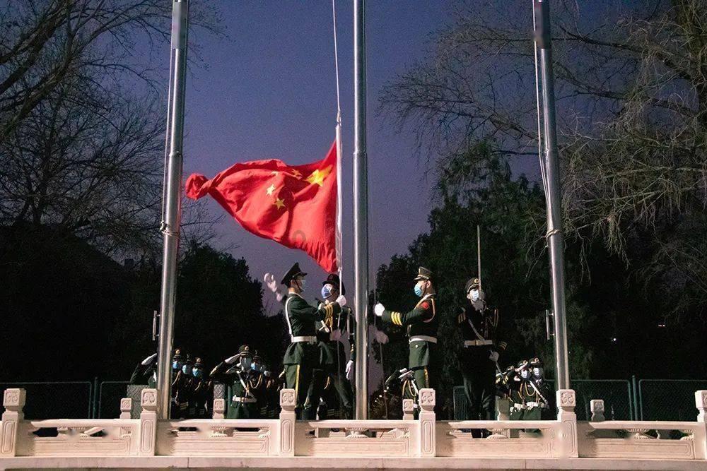 官方：巴黎签18岁巴西新星莫斯卡多，转会费2200万欧