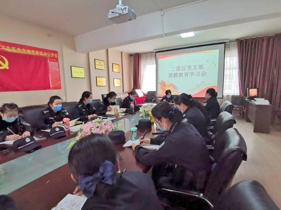 年味渐浓,平安作伴好还乡